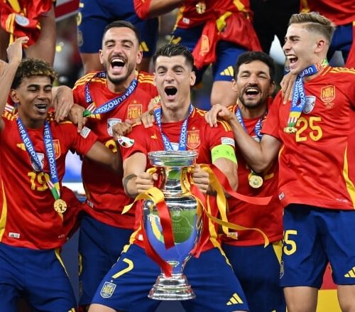 Spain Are Champions Of Europe Again; Beat England 2-1